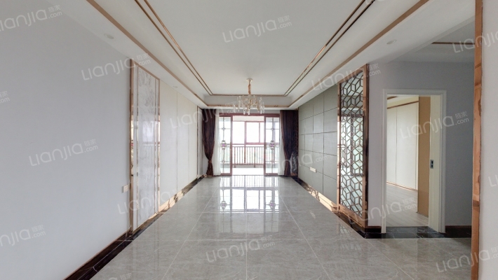 金龙湾小镇二手房实景图