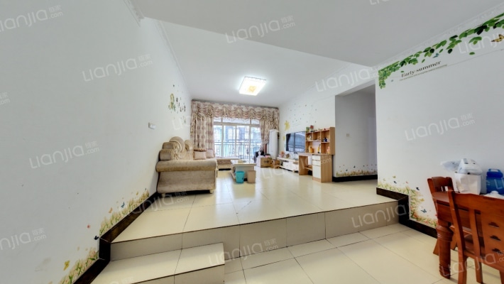 典雅森林花园二手房实景图