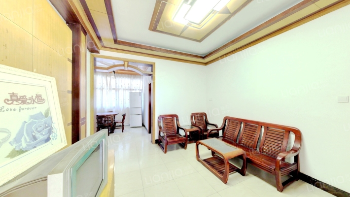 地税宿舍二手房实景图