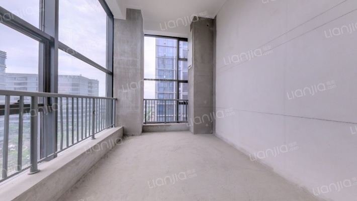 绿城芯创中心二手房实景图