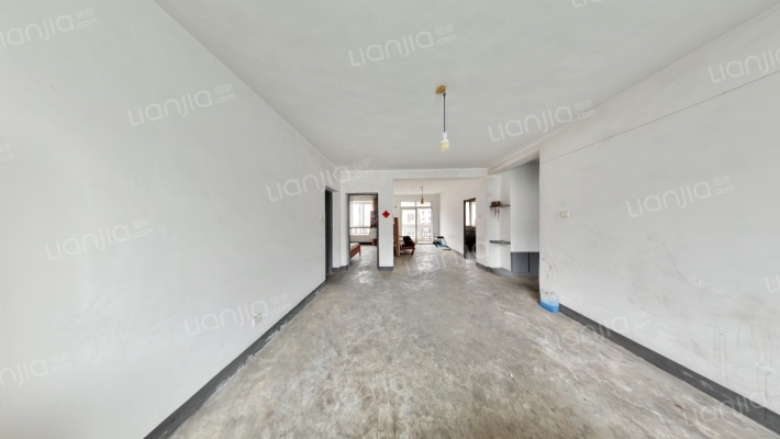 南湾花苑二手房实景图