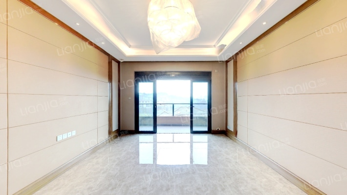 恒大麓山湖三期二手房实景图