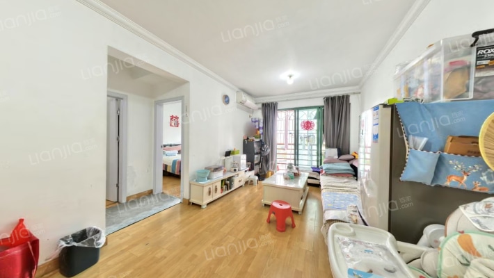 龙威花园二期二手房实景图