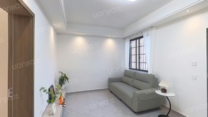 溪西四区朝霞邨二手房实景图