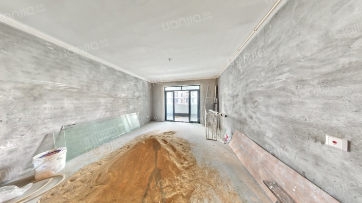 龙兴花苑二手房实景图