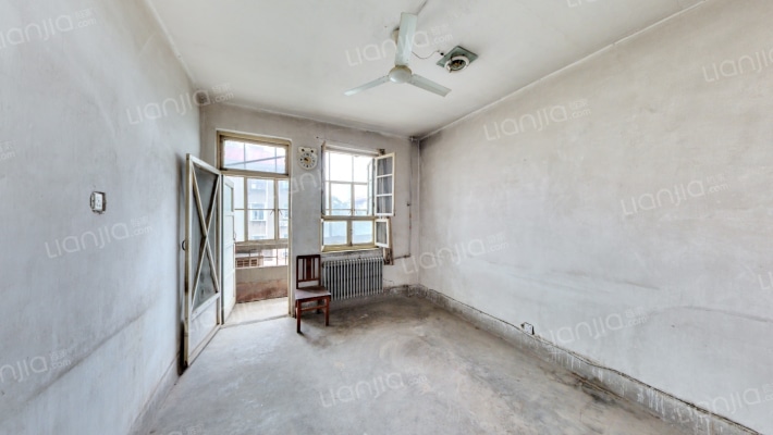 山医宿舍二手房实景图