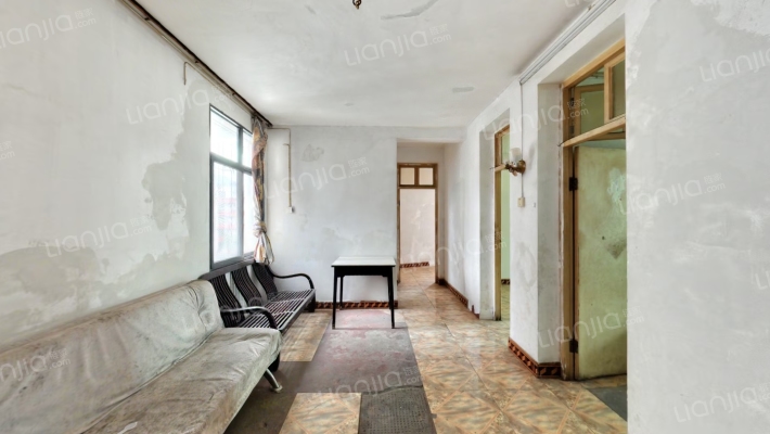 西交路129号二手房实景图