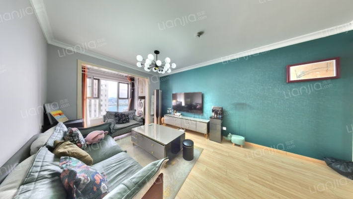 卓越皇后道千山外二手房实景图