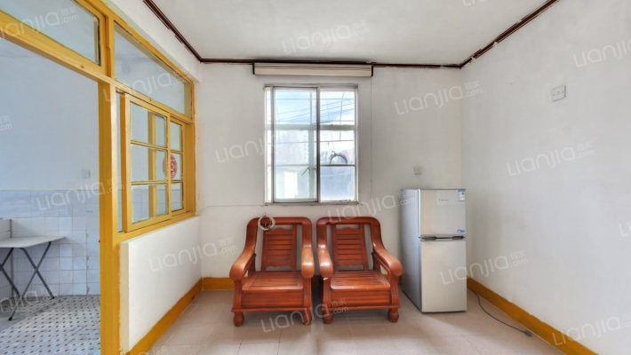 东大院后院二手房实景图