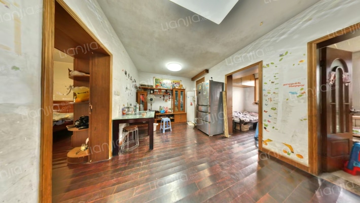 春馨园B区二手房实景图