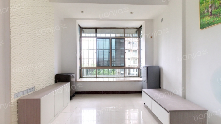 兰海佳园二手房实景图