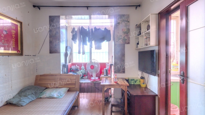 风景雅苑二手房实景图