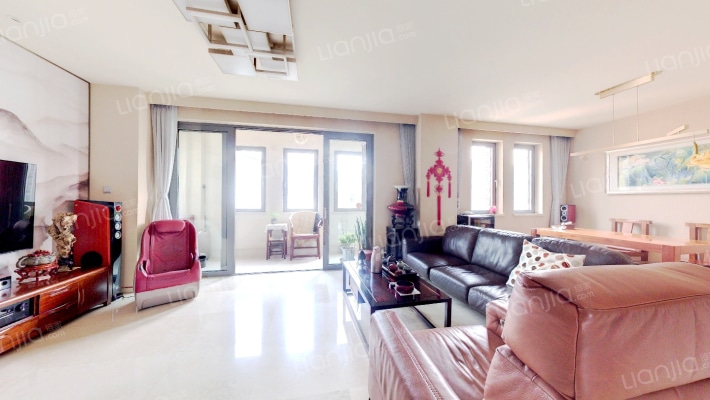 惠灵顿河滨花苑二手房实景图