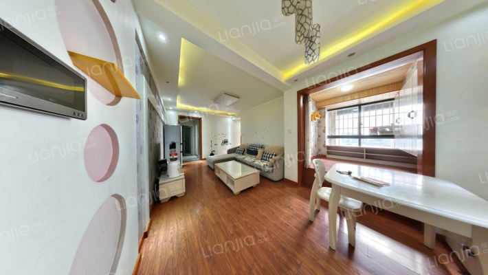 绿地国际花都三期二手房实景图