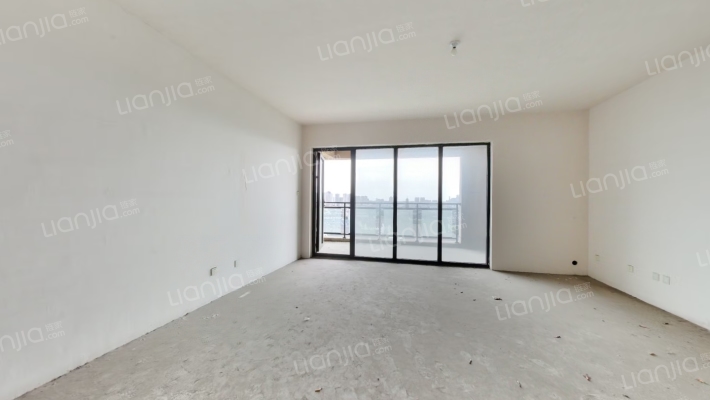 环岛凯尔顿二手房实景图