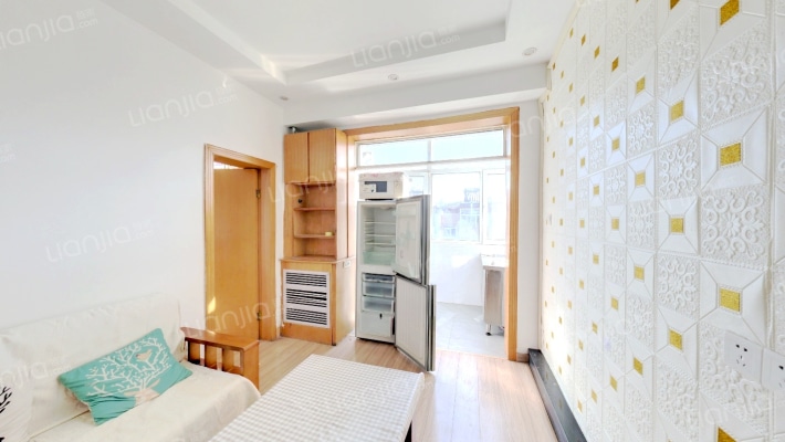 南海东街南一巷二手房实景图