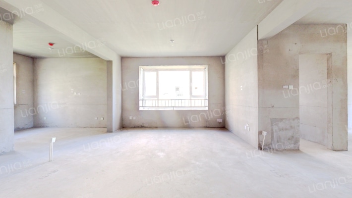 逸城山色二手房实景图