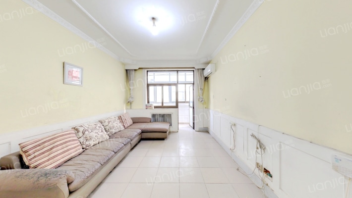 跃进路工行宿舍二手房实景图