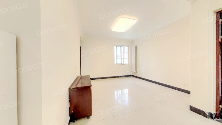 金龙佳苑二手房实景图