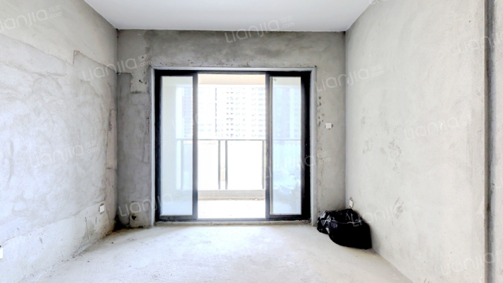 裕龙君悦二手房实景图