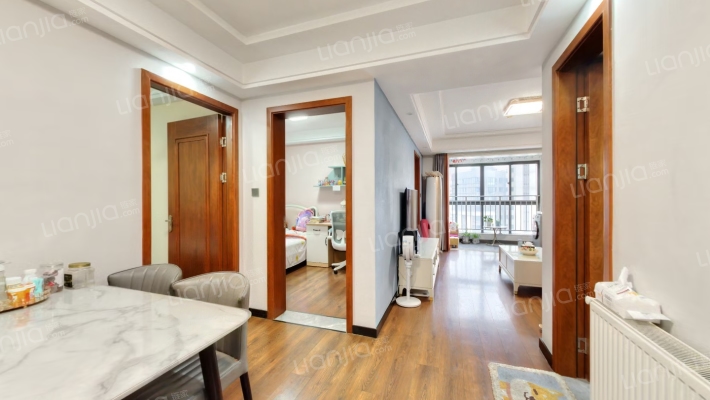 御江壹品青山印二手房实景图