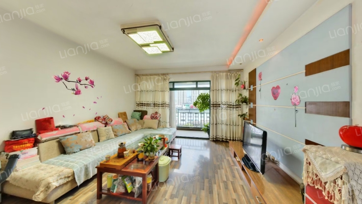 阳光公寓二手房实景图