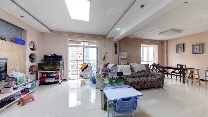 金盾花园二手房实景图