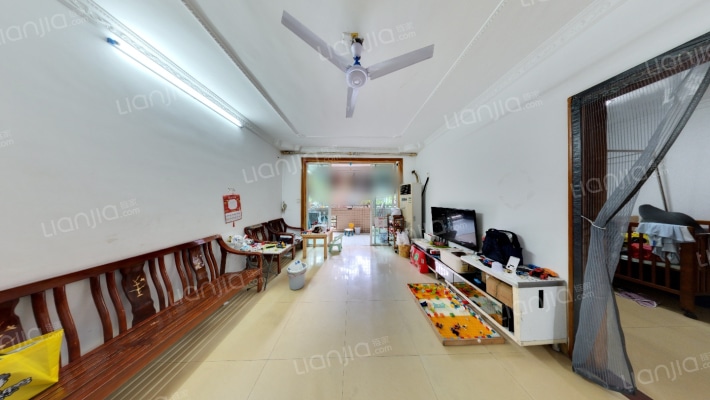 万家灯火二手房实景图