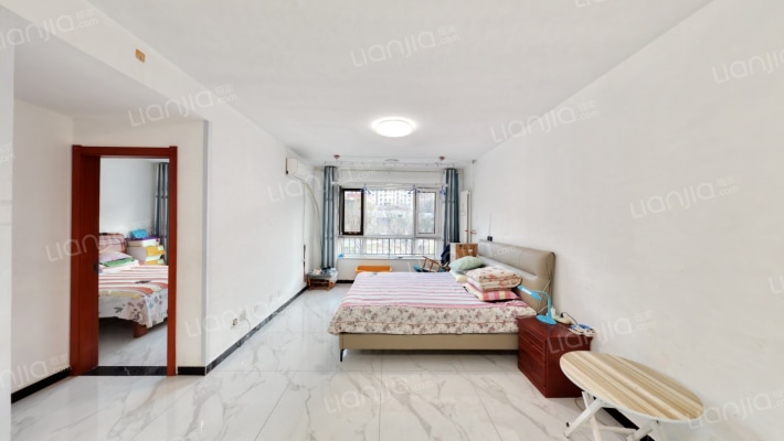 中央公园西三区二手房实景图