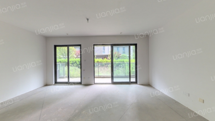 湖境和庐二手房实景图