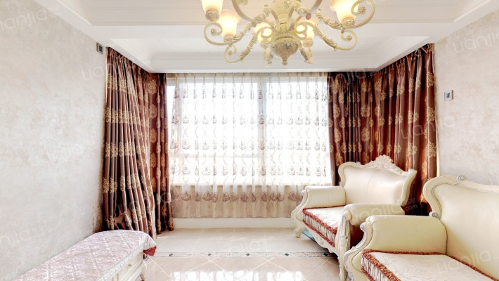 加华小城二手房实景图