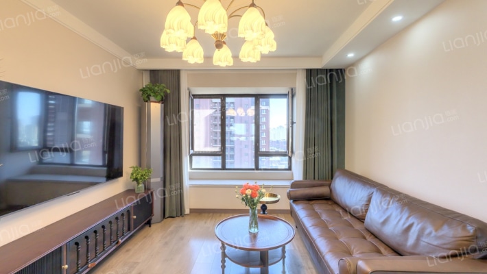 万科翡翠嘉和二手房实景图