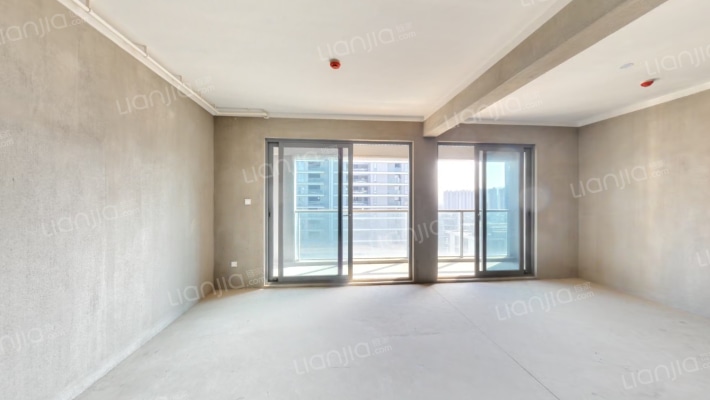 绿城凤麓和鸣府二手房实景图