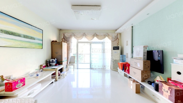 翡翠山湖二手房实景图