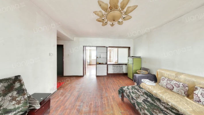 顺泰大厦二手房实景图