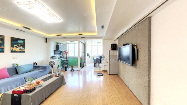 巴黎花园二手房实景图