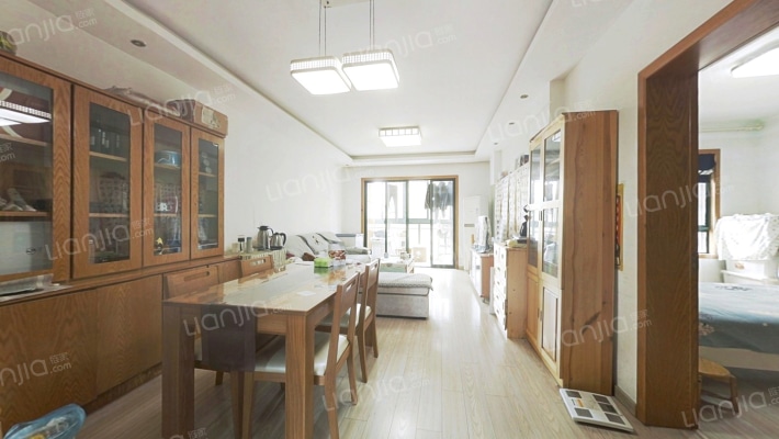 华侨绿洲二手房实景图