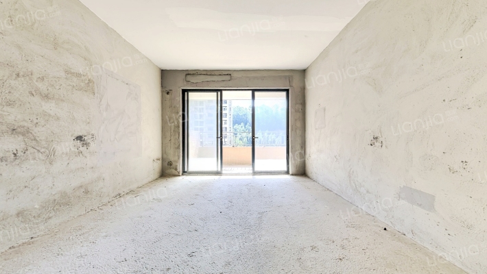 越秀星汇品峰二手房实景图