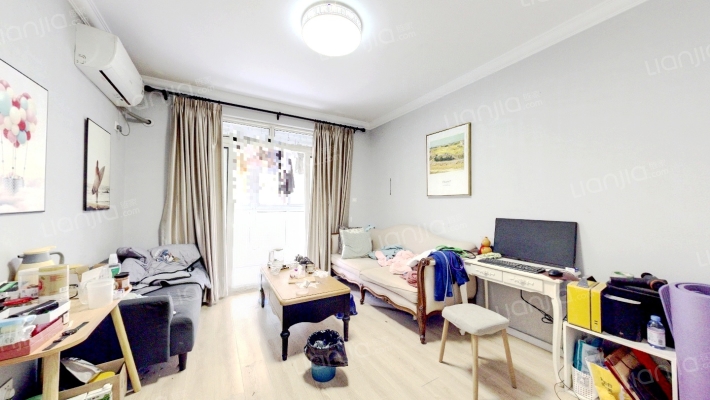 爱博六村二手房实景图