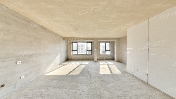 亚泰雍阳府二手房实景图