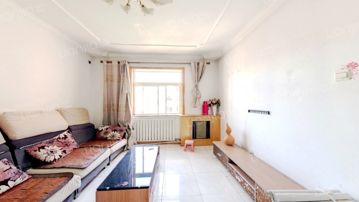 幗華邨二手房实景图