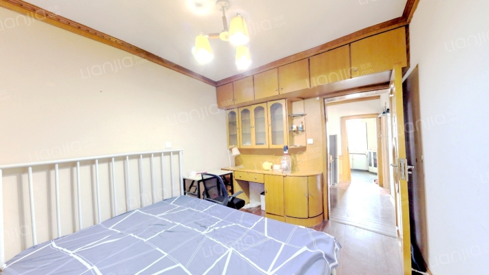 东二小区二手房实景图