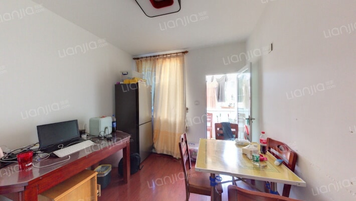 华孚花园二手房实景图