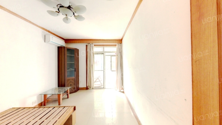 长三小宿舍二手房实景图