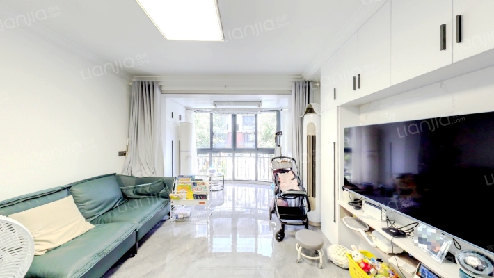 御桥馨华苑二手房实景图