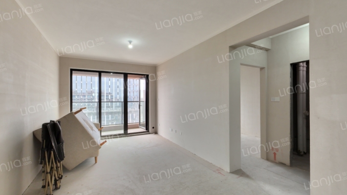 瑞源怡隆国际二手房实景图