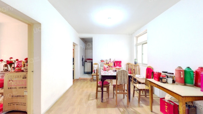 关镇佳园二手房实景图