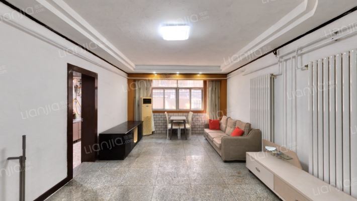 南阳路258号院二手房实景图