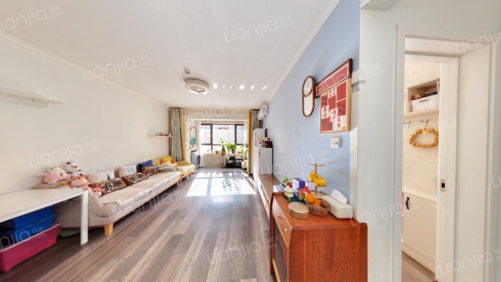 鲁能领秀公馆二手房实景图