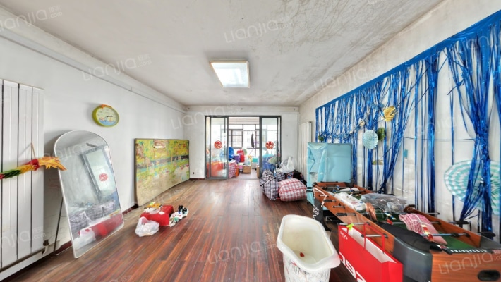 世纪城龙泉苑东区二手房实景图